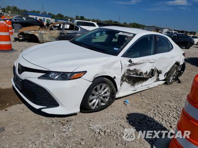 2020 TOYOTA CAMRY LE 4T1C11AK4LU332516 - główne zdjęcie licytacji z USA - miniatura