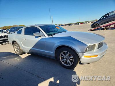 Czwarte zdjęcie samochodu z boku: 2005 FORD MUSTANG VIN:1ZVFT80N355249461 - miniatura