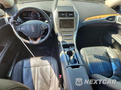 Zdjęcie 8 z 13 samochodu: 2014 LINCOLN MKZ HYBRID VIN:3LN6L2LU9ER814257 - miniatura