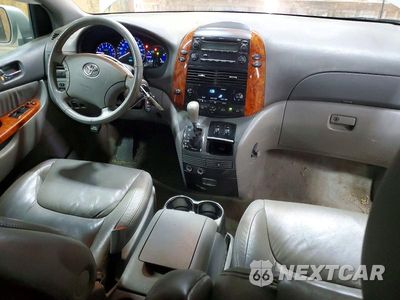 Zdjęcie 8 z 12 samochodu: 2010 TOYOTA SIENNA XLE VIN:5TDYK4CC4AS328871 - miniatura