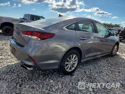 Trzecie zdjęcie samochodu z tyłu: 2018 HYUNDAI SONATA SE VIN:5NPE24AF4JH726474 - miniatura