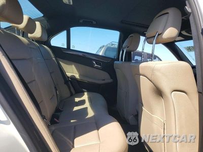 Zdjęcie 10 z 12 samochodu: 2010 MERCEDES-BENZ E 350 VIN:WDDHF5GB5AA071783 - miniatura