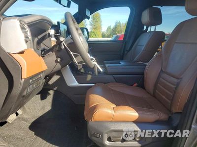 Zdjęcie 7 z 13 samochodu: 2025 TOYOTA TUNDRA 1794 EDITION HV VIN:5TFMC5DB8SX092972 - miniatura
