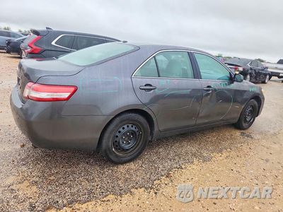 Trzecie zdjęcie samochodu z tyłu: 2011 TOYOTA CAMRY LE VIN:4T1BF3EK6BU770522 - miniatura