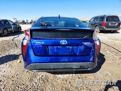 Zdjęcie 6 z 13 samochodu: 2017 TOYOTA PRIUS THREE VIN:JTDKARFU4H3529790 - miniatura