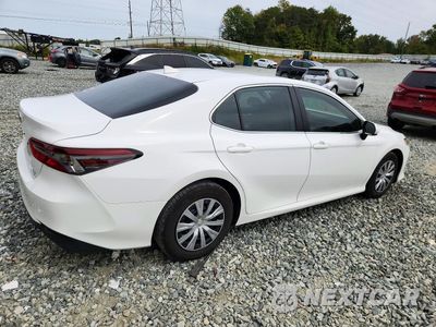 Trzecie zdjęcie samochodu z tyłu: 2023 TOYOTA CAMRY LE VIN:4T1C31AK3PU610368 - miniatura