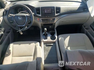 Zdjęcie 8 z 14 samochodu: 2018 HONDA PILOT LX VIN:5FNYF6H12JB070135 - miniatura