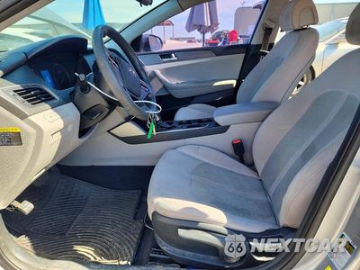 Zdjęcie 7 z 12 samochodu: 2016 HYUNDAI SONATA SE VIN:5NPE24AF9GH396548 - miniatura