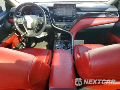 Zdjęcie 8 z 12 samochodu: 2021 TOYOTA CAMRY XSE VIN:4T1K61AK4MU571160 - miniatura
