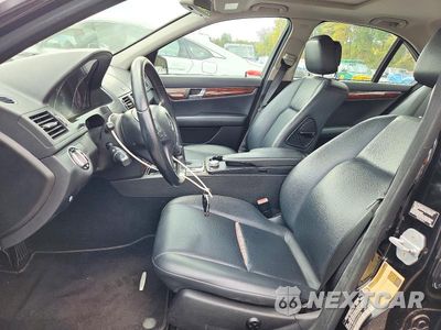Zdjęcie 7 z 12 samochodu: 2010 MERCEDES-BENZ C 300 4MATIC VIN:WDDGF8BB9AF423576 - miniatura
