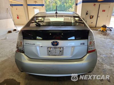 Zdjęcie 6 z 12 samochodu: 2011 TOYOTA PRIUS THREE VIN:JTDKN3DU4B5348186 - miniatura