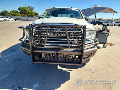 Piąte zdjęcie samochodu w środku: 2019 RAM 2500 LONGHORN VIN:3C6UR5PL1KG708767 - miniatura