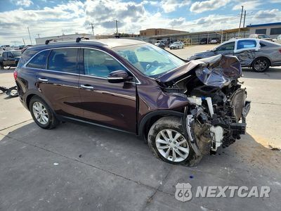 Czwarte zdjęcie samochodu z boku: 2016 KIA SORENTO LX V6 VIN:5XYPG4A52GG017270 - miniatura
