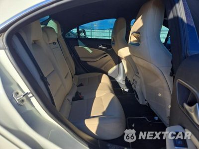 Zdjęcie 10 z 12 samochodu: 2017 MERCEDES-BENZ CLA 250 4MATIC VIN:WDDSJ4GB2HN419394 - miniatura