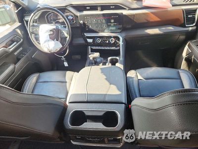 Zdjęcie 8 z 12 samochodu: 2024 GMC SIERRA K1500 DENALI VIN:1GTUUGEL8RZ344525 - miniatura