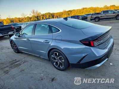 Drugie zdjęcie samochodu z przodu: 2025 HYUNDAI SONATA SEL VIN:KMHL64JA6SA433471 - miniatura
