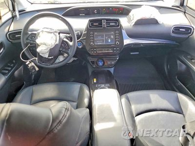 Zdjęcie 8 z 12 samochodu: 2022 TOYOTA PRIUS NIGHTSHADE VIN:JTDKAMFUXN3162294 - miniatura