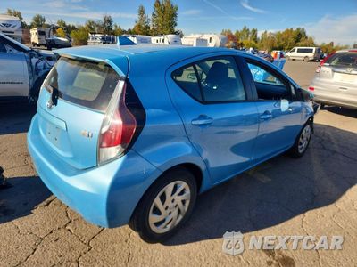 Trzecie zdjęcie samochodu z tyłu: 2015 TOYOTA PRIUS C TWO VIN:JTDKDTB32F1114820 - miniatura