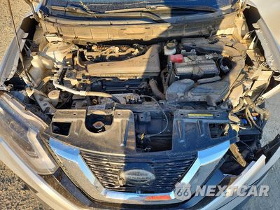 Zdjęcie 11 z 12 samochodu: 2018 NISSAN ROGUE SV VIN:KNMAT2MV0JP568576 - miniatura