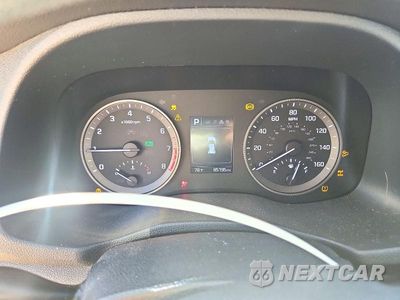 Zdjęcie 9 z 13 samochodu: 2017 HYUNDAI TUCSON SE VIN:KM8J3CA47HU317305 - miniatura