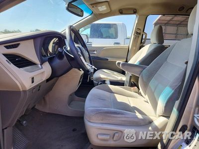Zdjęcie 7 z 14 samochodu: 2015 TOYOTA SIENNA LE VIN:5TDKK3DC3FS647605 - miniatura