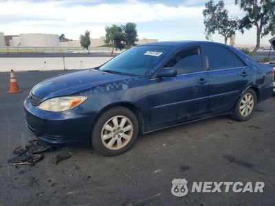2002 TOYOTA CAMRY XLE 4T1BE30KX2U625722 - główne zdjęcie licytacji z USA - miniatura