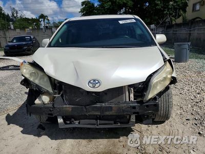 Piąte zdjęcie samochodu w środku: 2015 TOYOTA SIENNA XLE PREMIUM 8-PASSENGER VIN:5TDYK3DC0FS661083 - miniatura