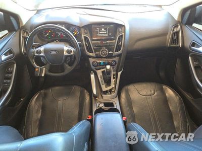 Zdjęcie 8 z 12 samochodu: 2012 FORD FOCUS TITANIUM VIN:1FAHP3N24CL378860 - miniatura