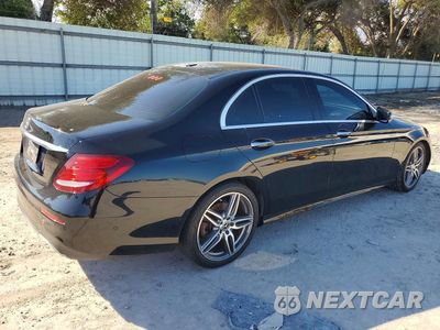 Trzecie zdjęcie samochodu z tyłu: 2020 MERCEDES-BENZ E 350 VIN:W1KZF8DB1LA824755 - miniatura