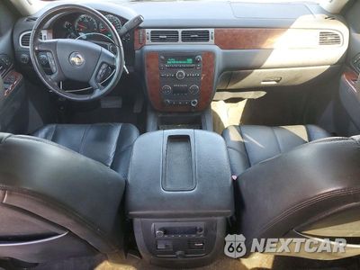 Zdjęcie 8 z 12 samochodu: 2010 CHEVROLET AVALANCHE LT VIN:3GNVKFE04AG291599 - miniatura