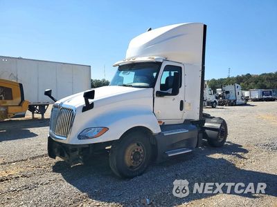2019 INTERNATIONAL LT625 SEMI TRUCK 1HSDYAPR1KH081154 - główne zdjęcie licytacji z USA - miniatura