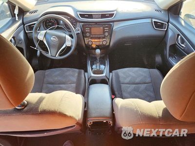 Zdjęcie 8 z 13 samochodu: 2016 NISSAN ROGUE SV VIN:KNMAT2MV1GP656772 - miniatura