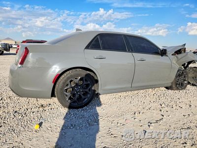 Trzecie zdjęcie samochodu z tyłu: 2019 CHRYSLER 300 S VIN:2C3CCAGG5KH542758 - miniatura