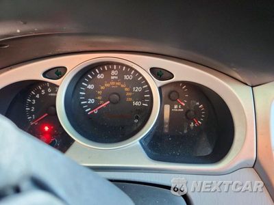 Zdjęcie 9 z 13 samochodu: 2006 TOYOTA HIGHLANDER BASE VIN:JTEDD21A160132729 - miniatura