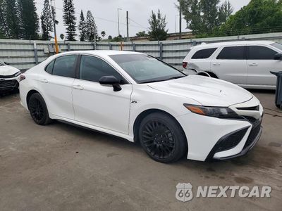 Czwarte zdjęcie samochodu z boku: 2023 TOYOTA CAMRY SE VIN:4T1G11AK8PU730853 - miniatura