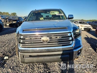 Piąte zdjęcie samochodu w środku: 2019 TOYOTA TUNDRA CREWMAX LIMITED VIN:5TFHY5F13KX799307 - miniatura