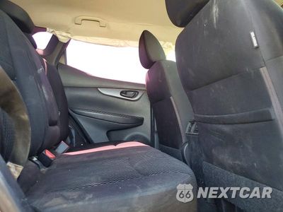 Zdjęcie 10 z 12 samochodu: 2017 NISSAN ROGUE SPORT S VIN:JN1BJ1CPXHW029652 - miniatura