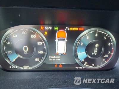 Zdjęcie 9 z 13 samochodu: 2019 VOLVO XC60 T6 VIN:YV4A22RK8K1345995 - miniatura