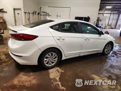 Trzecie zdjęcie samochodu z tyłu: 2017 HYUNDAI ELANTRA SE VIN:5NPD74LF5HH142394 - miniatura