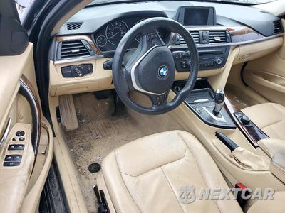 Zdjęcie 8 z 12 samochodu: 2014 BMW 328 XI VIN:WBA3B3G52ENR82230 - miniatura