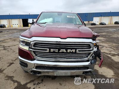 Piąte zdjęcie samochodu w środku: 2019 RAM 1500 LARAMIE VIN:1C6SRFDT8KN812620 - miniatura