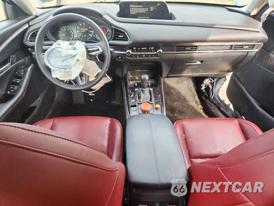 Zdjęcie 8 z 13 samochodu: 2022 MAZDA CX-30 PREFERRED VIN:3MVDMBCL0NM455764 - miniatura