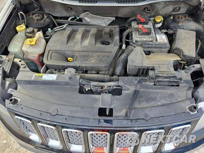 Zdjęcie 12 z 13 samochodu: 2014 JEEP COMPASS LATITUDE VIN:1C4NJDEB4ED507214 - miniatura