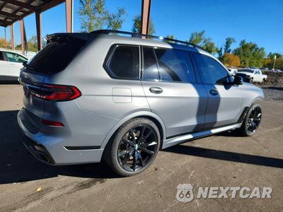 Trzecie zdjęcie samochodu z tyłu: 2024 BMW X7 M60I VIN:5UX33EM06R9U06819 - miniatura