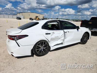 Trzecie zdjęcie samochodu z tyłu: 2023 TOYOTA CAMRY SE VIN:4T1G11AK7PU776528 - miniatura