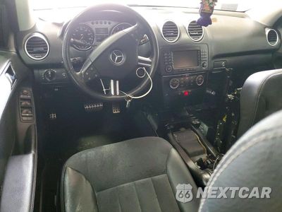 Zdjęcie 8 z 13 samochodu: 2006 MERCEDES-BENZ ML 350 VIN:4JGBB86E46A033294 - miniatura