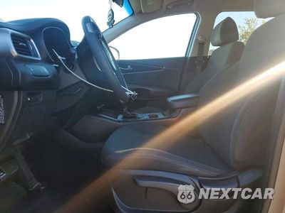 Zdjęcie 7 z 13 samochodu: 2018 KIA SORENTO LX VIN:5XYPG4A39JG371910 - miniatura