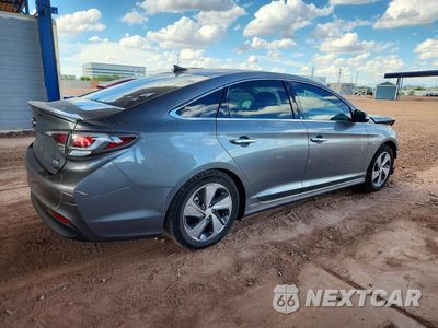Trzecie zdjęcie samochodu z tyłu: 2017 HYUNDAI SONATA HYBRID LIMITED VIN:KMHE34L38HA063567 - miniatura