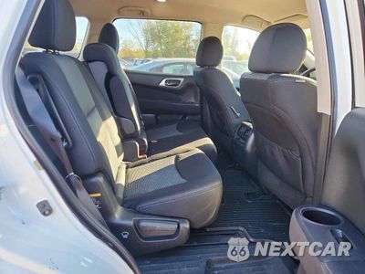 Zdjęcie 11 z 13 samochodu: 2017 NISSAN PATHFINDER SV VIN:5N1DR2MM8HC615904 - miniatura