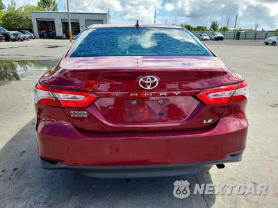 Zdjęcie 6 z 12 samochodu: 2019 TOYOTA CAMRY LE VIN:4T1B11HK3KU265696 - miniatura